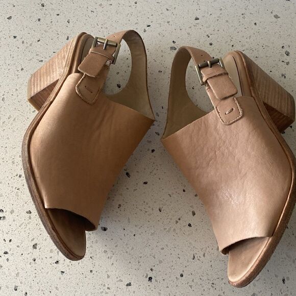 Eileen Fisher Glance Sand Leather Slingback Sandals Block Heel Women’s Size 7.5M - Picture 6 of 12